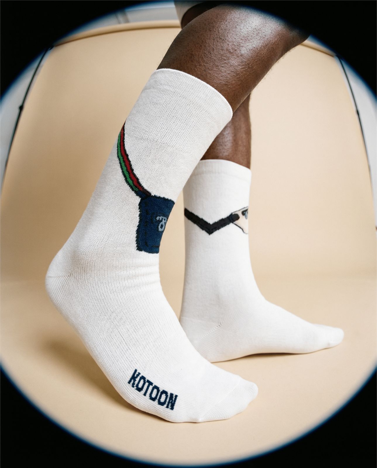 Socken von Kotoon “Abhängen”